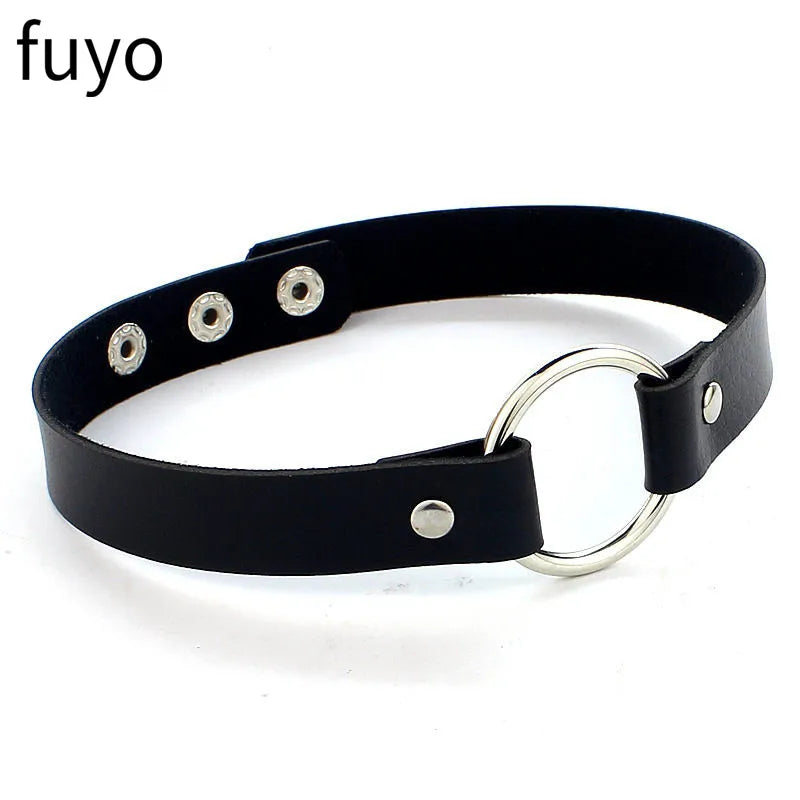Heart Pendant Leather Choker Necklace - angle view | Veloria