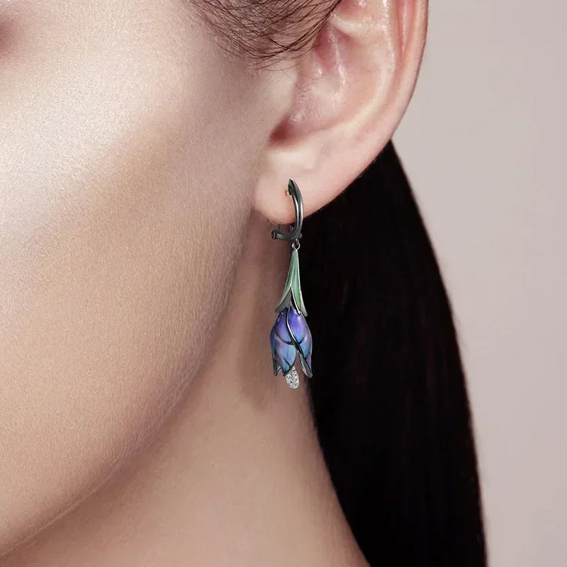 Flower Drop Earrings - cubic zirconia sparkle close-up | Veloria