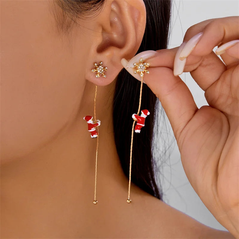 Christmas Dangle Earrings - Santa Snowman Snowflake - angle view 9 | Veloria