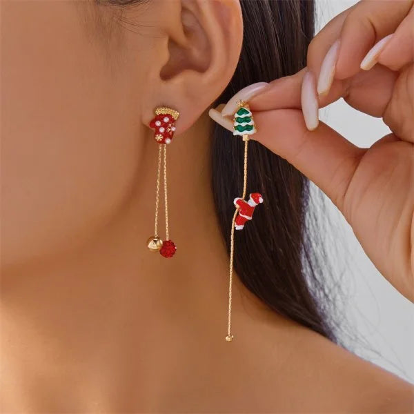 Christmas Dangle Earrings - Santa Snowman Snowflake - detail view 10 | Veloria
