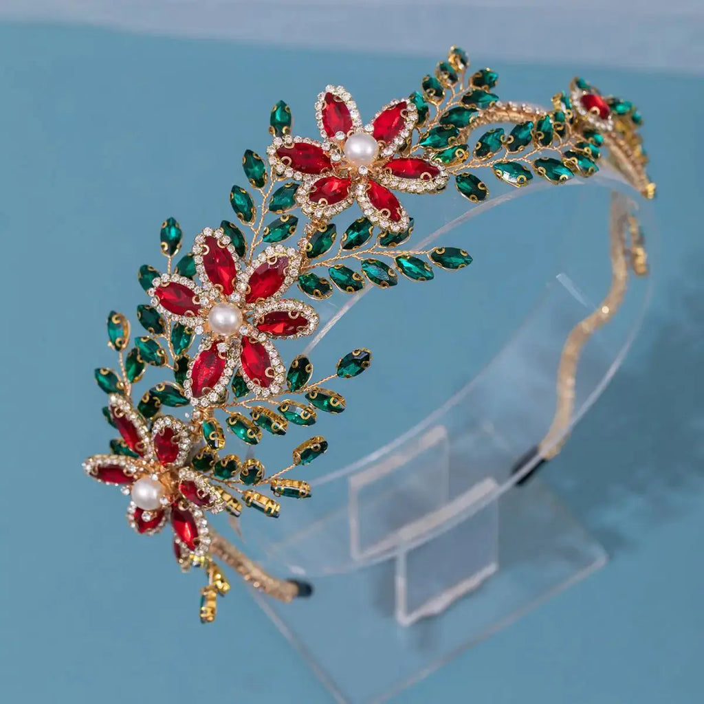 Crystal Pearl Headband Tiara pearl detail | Veloria