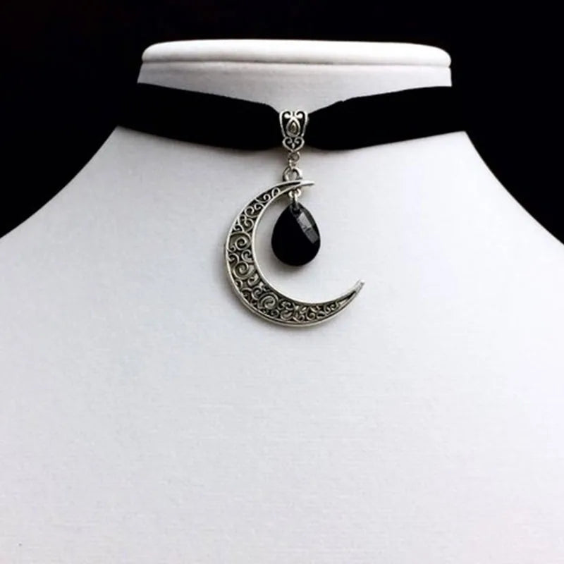 Moon O-Ring Choker Necklace - Gothic Black - product view | Veloria