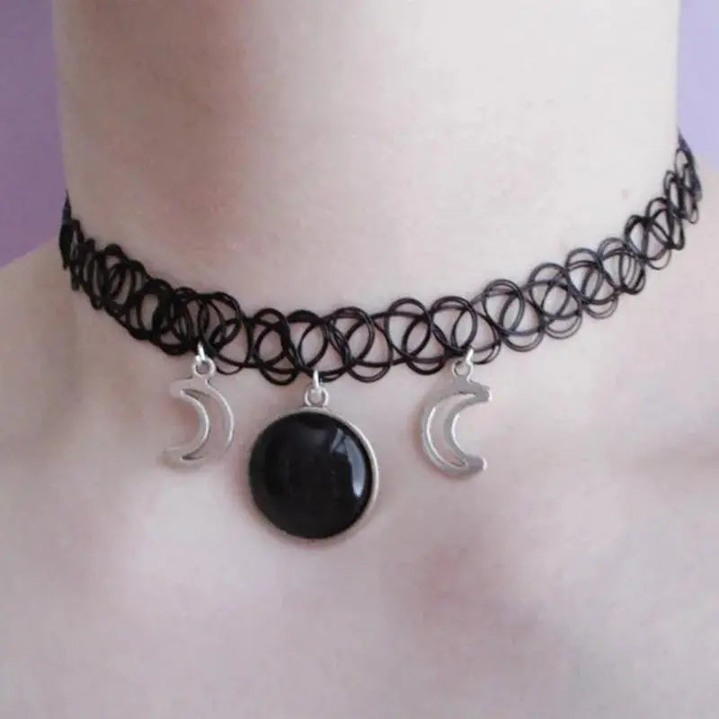 Moon O-Ring Choker Necklace - Gothic Black - close-up detail | Veloria