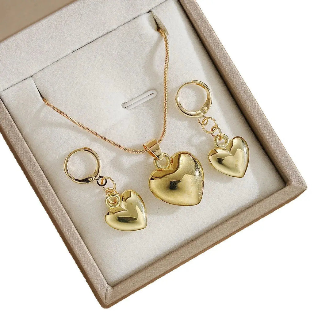 Puffy Heart Jewelry Set - rose gold finish close-up | Veloria