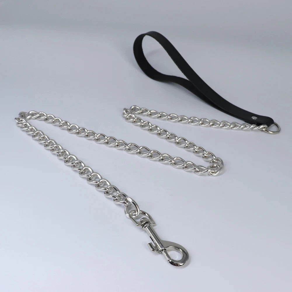 Heart Collar Choker Necklace with Chain Leash - side view | Veloria