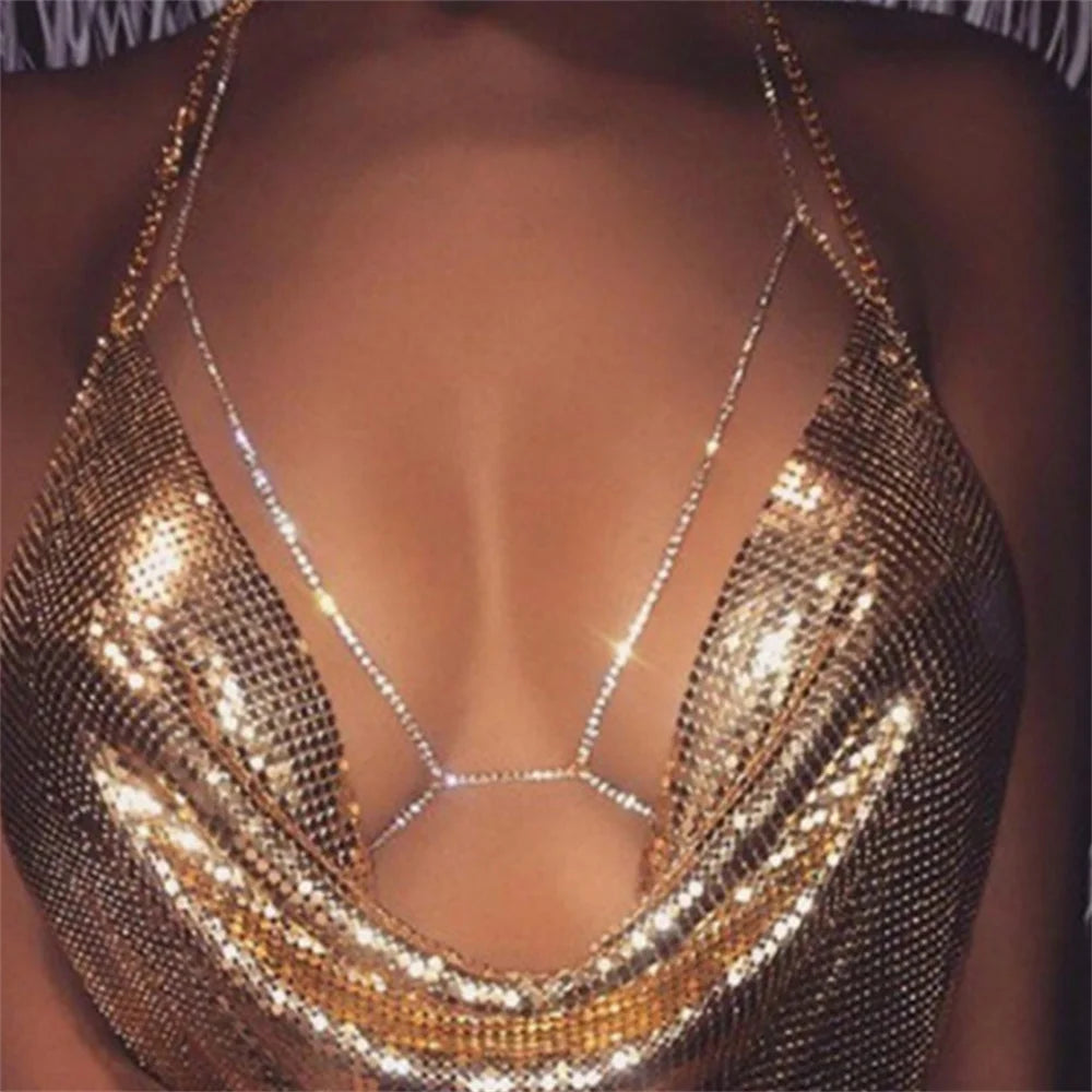 Rhinestone body chain belt with crystal pendant for women - worn by a woman, front view | Veloria