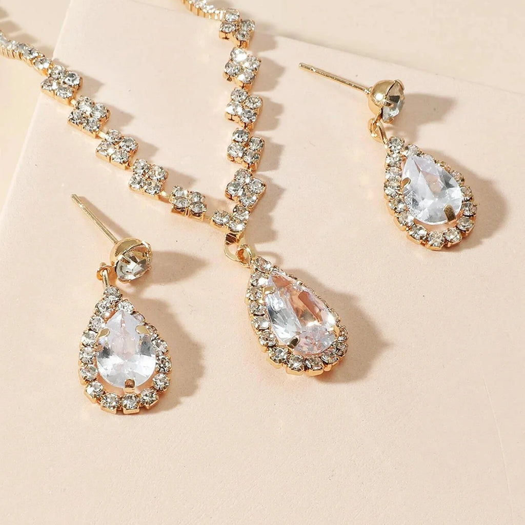 Water Drop Bridal Set - bridal styling look | Veloria