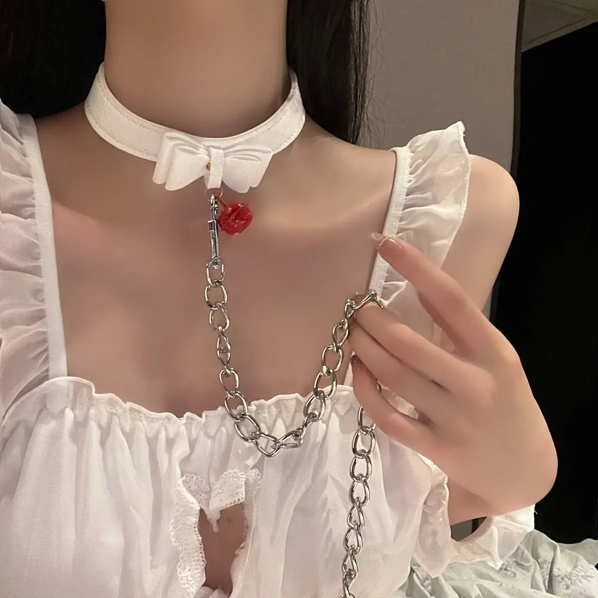 Heart Collar Choker Necklace with Chain Leash worn by model | Veloria