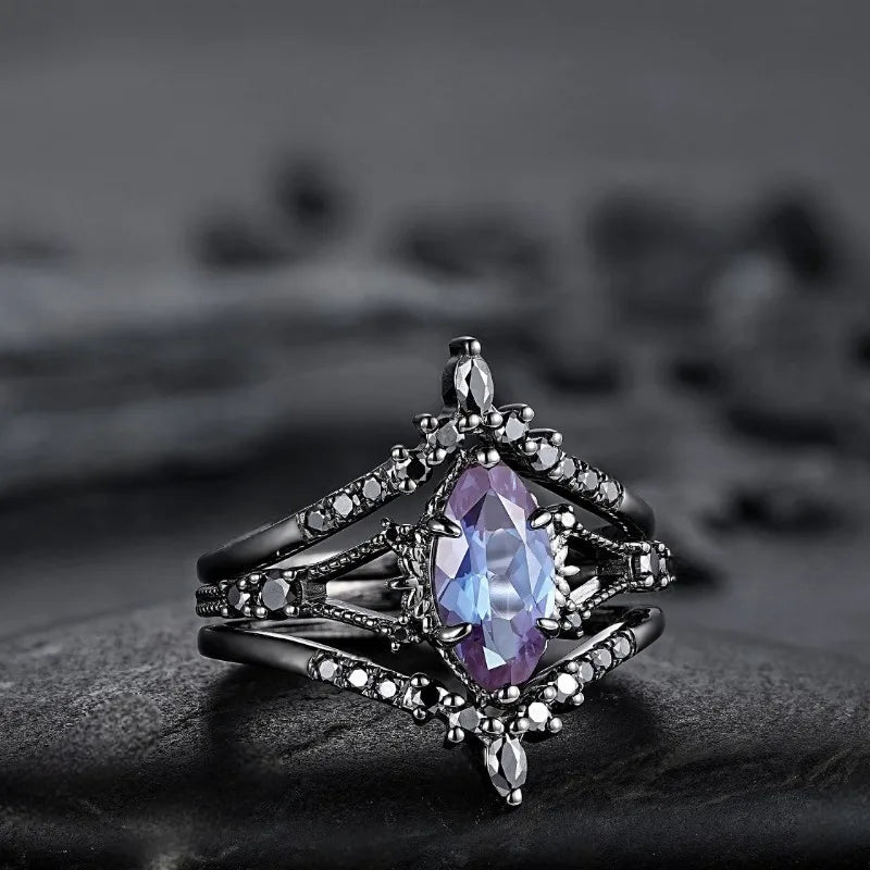 Black Geometric Ring - Colored Zircon - close-up detail | Veloria