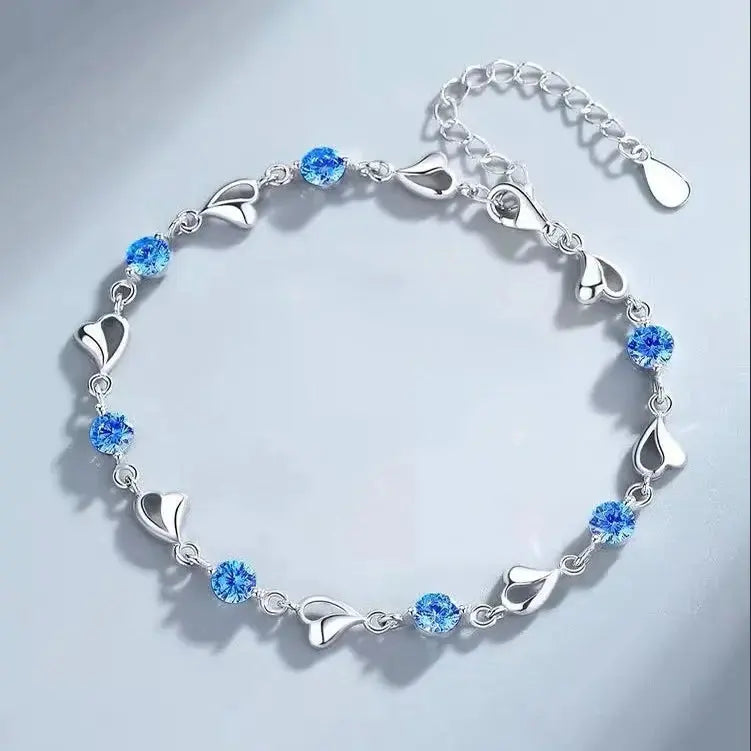 Heart Necklace Bracelet Set - 925 Silver - flat lay | Veloria