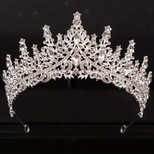 Bridal Tiara Set - Crystal Water Drop Wedding Set - close-up detail 4 | Veloria