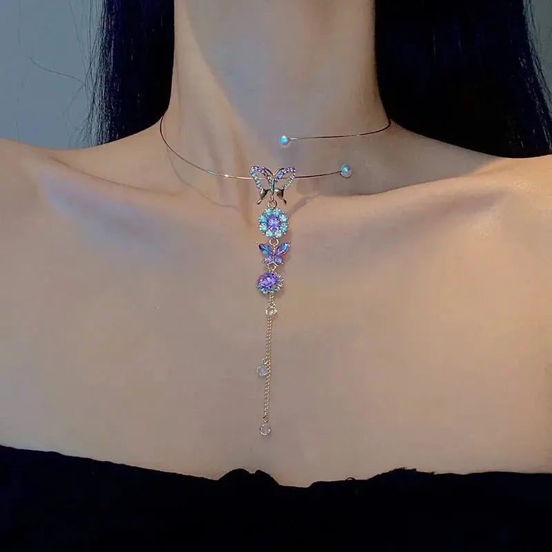 Rose Flower Y Necklace - Vintage Romantic - gift ready view 23 | Veloria