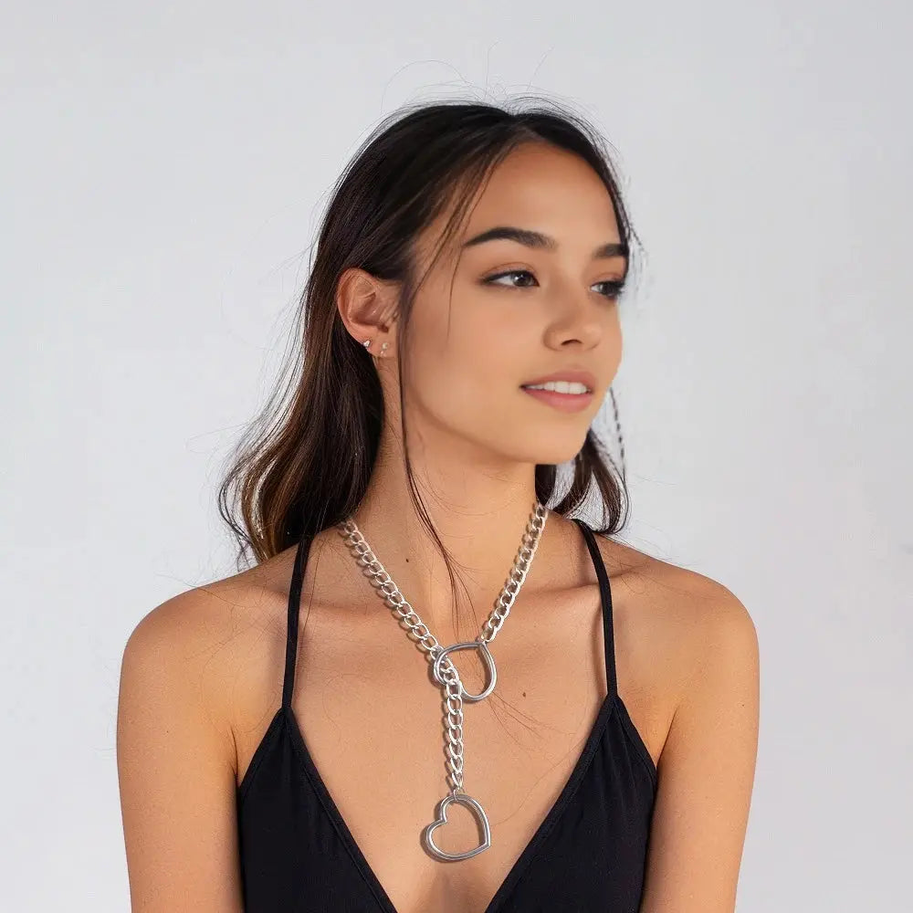 Heart Slip Chain Necklace - silver lariat necklace detail | Veloria