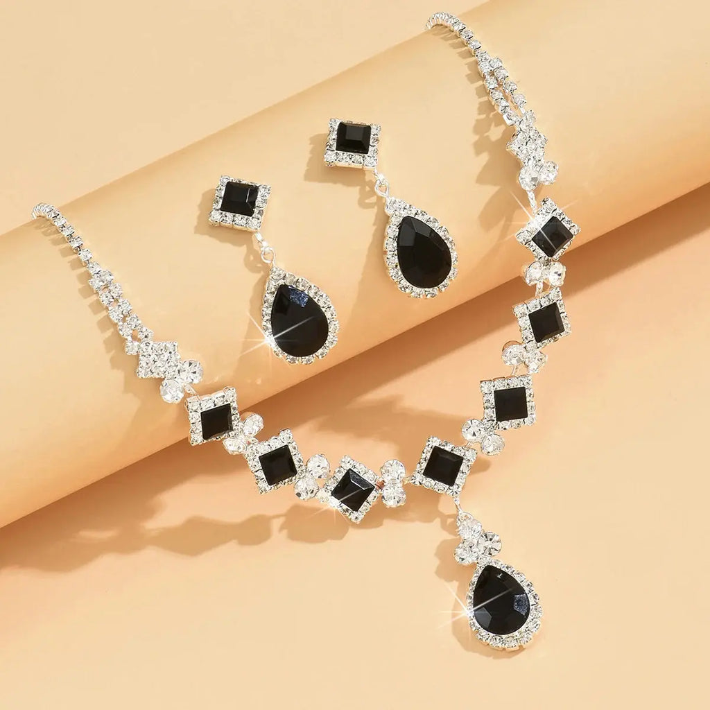 Geometric Water Drop Jewelry Set - matching drop earrings | Veloria