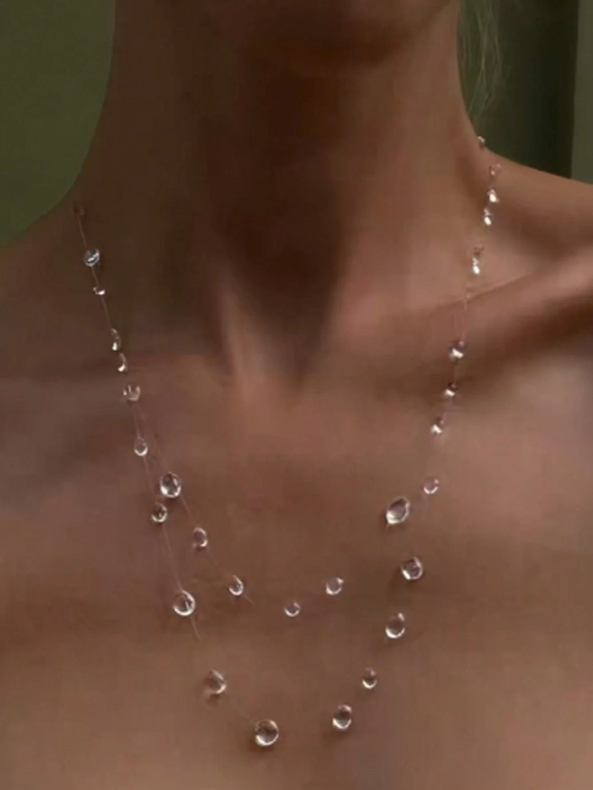 Clear Dewdrop Y Necklace - Invisible Chain - detail view | Veloria