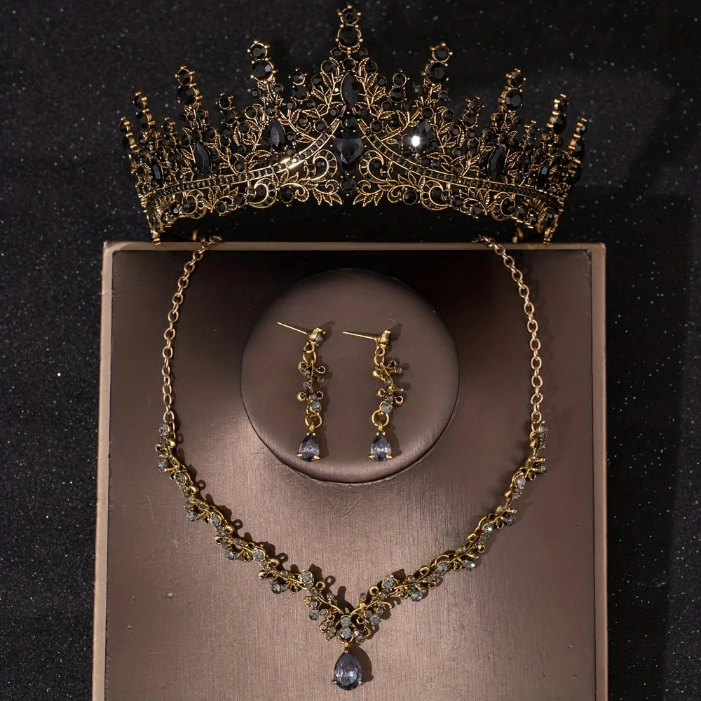 Bridal Tiara Set - wedding day look | Veloria