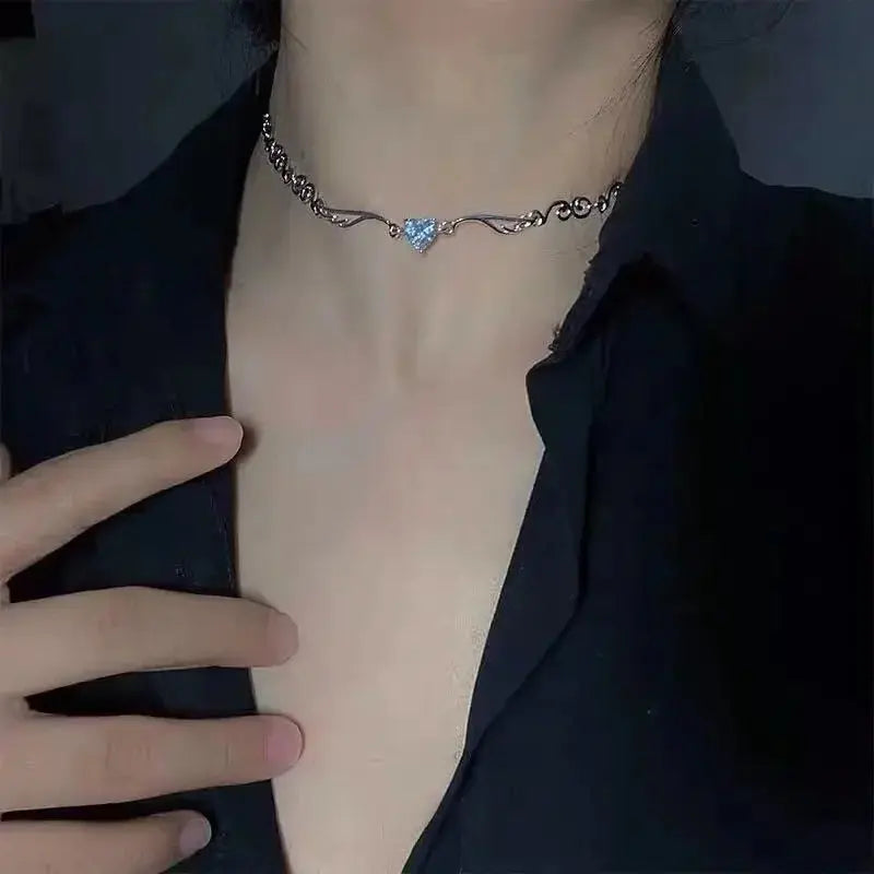 Rose Flower Y Necklace - Vintage Romantic - angle view 17 | Veloria
