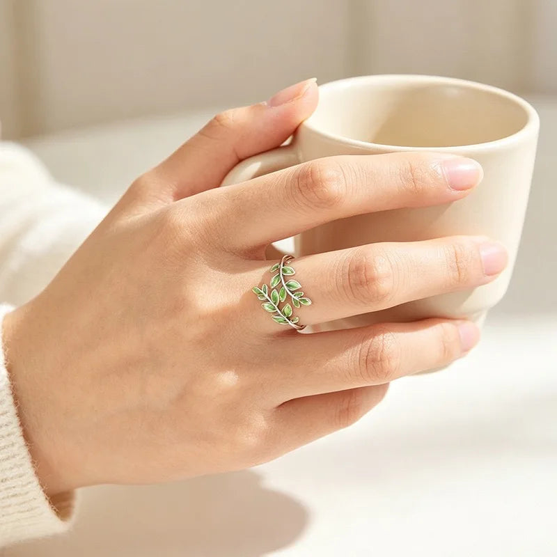 Green Leaf Open Ring - 925 Sterling Silver - styled look | Veloria