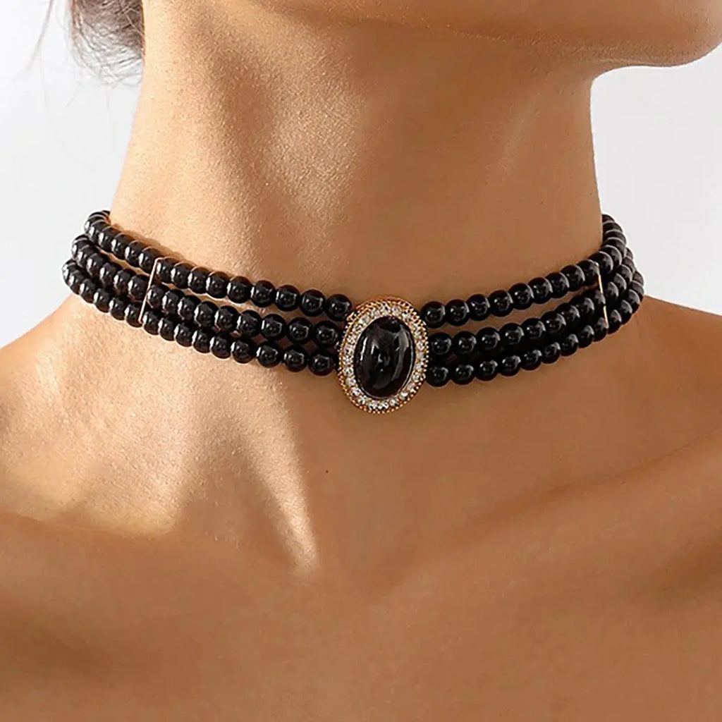 Bridal Pearl Necklace Set - elegant evening look | Veloria