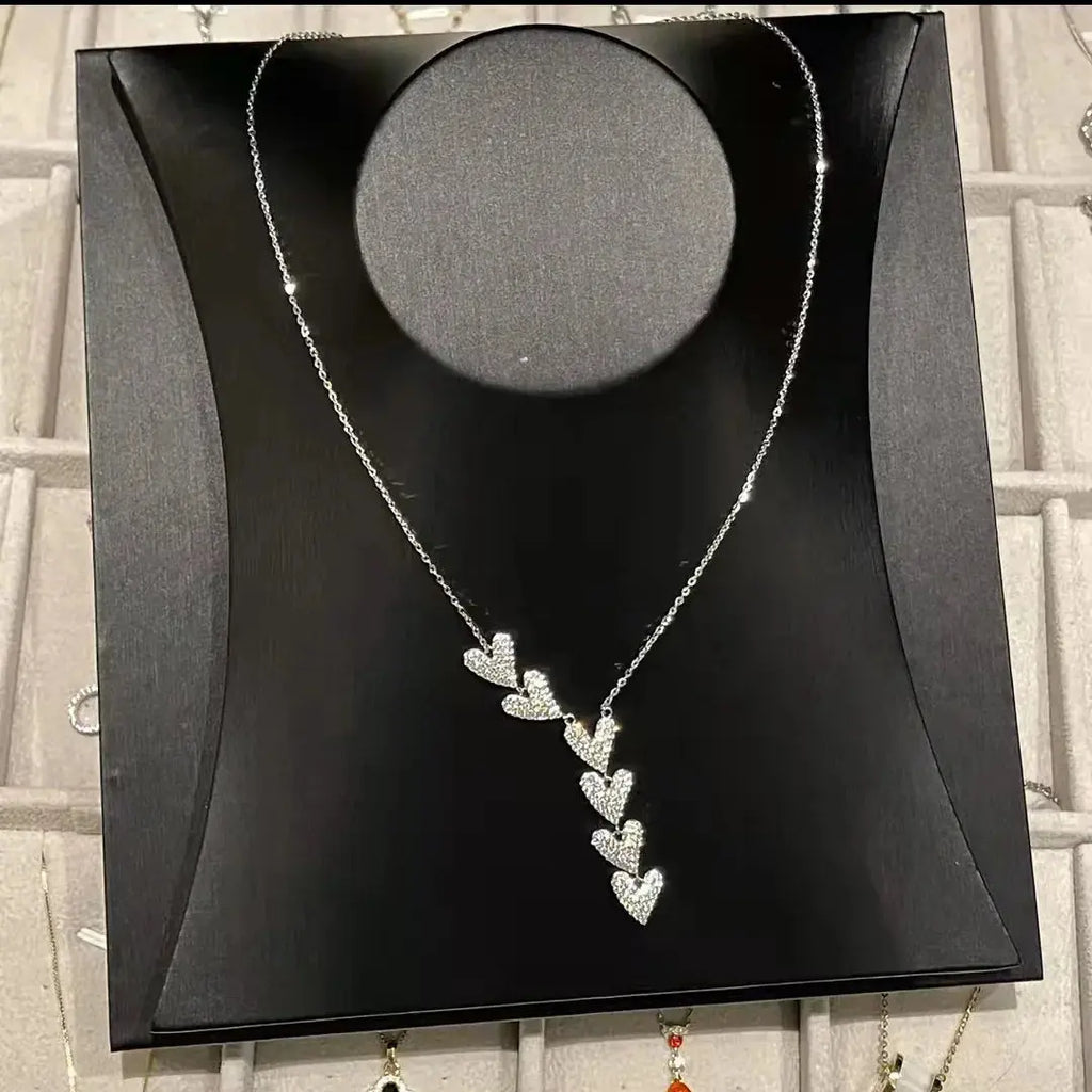 Moissanite Y Necklace - S925 Full Diamond Style - close-up detail | Veloria