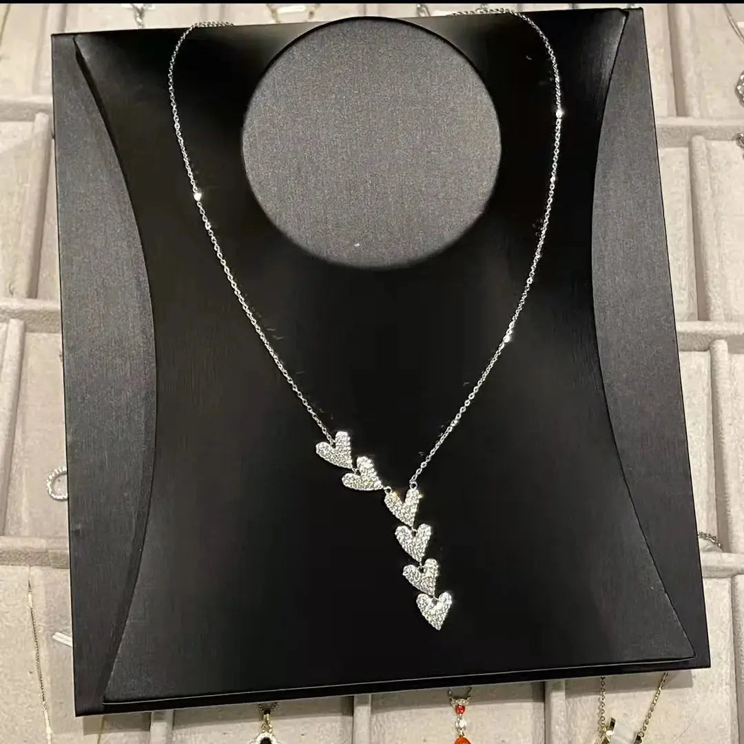 Moissanite Y Necklace - S925 Full Diamond Style - close-up detail | Veloria