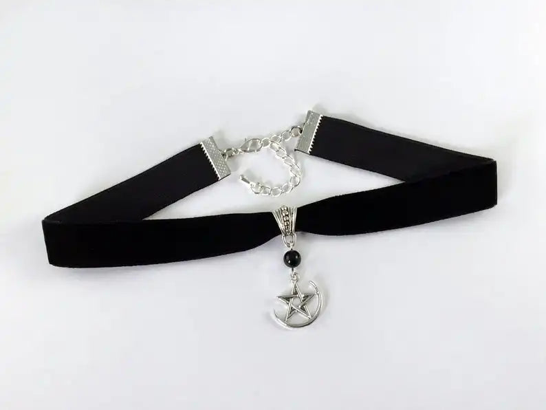 Moon O-Ring Choker Necklace - Gothic Black - product view | Veloria