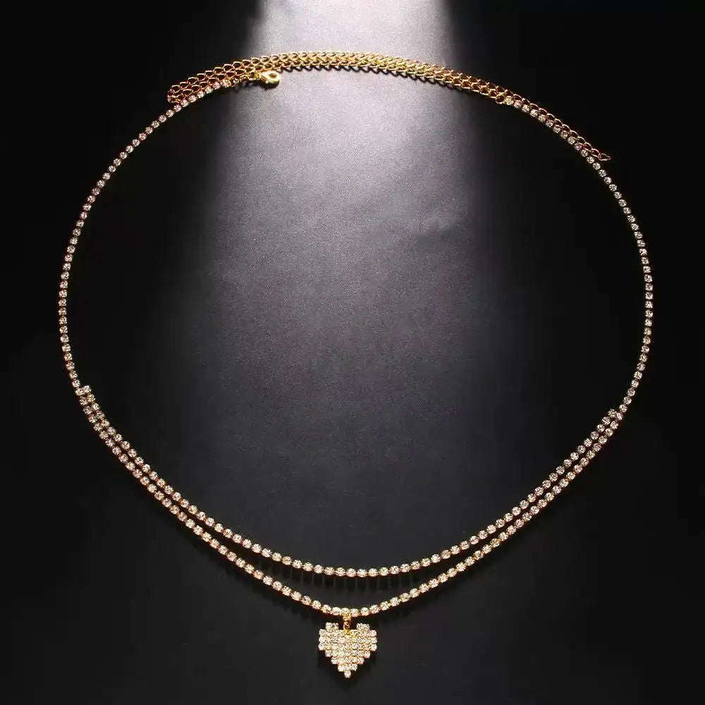 Luxury rhinestone double chain water drop waist chain for women - detail of the chain and pendant | Veloria