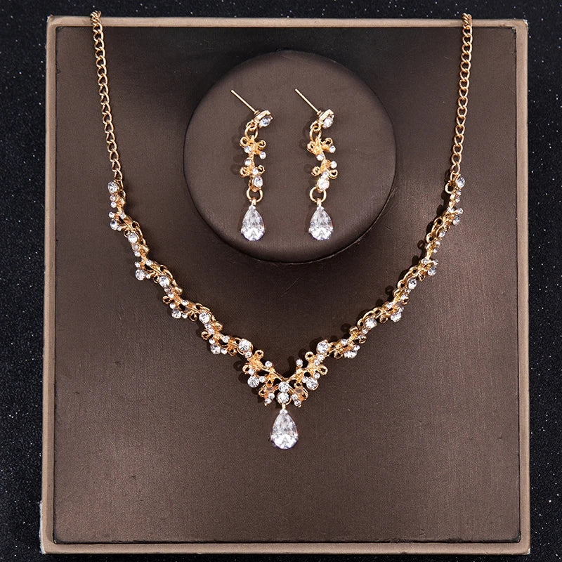 Bridal Tiara Set - silver finish detail | Veloria