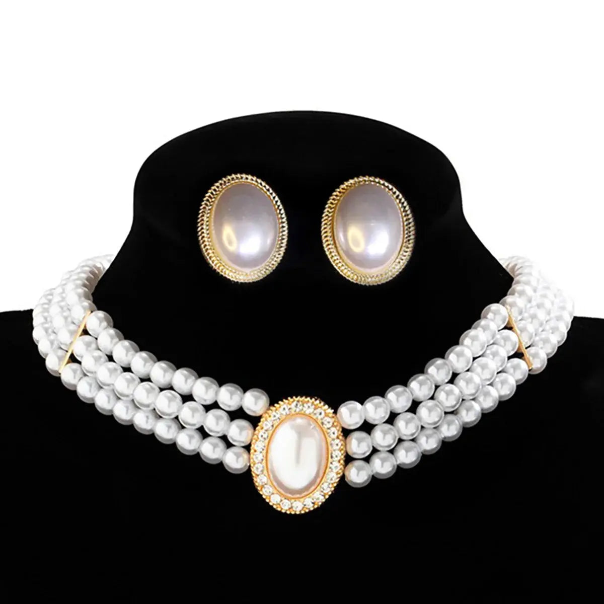 Bridal Pearl Necklace Set - white pearl close-up | Veloria