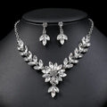 Flower Crystal Wedding Jewelry Set - Vintage - sparkle detail | Veloria