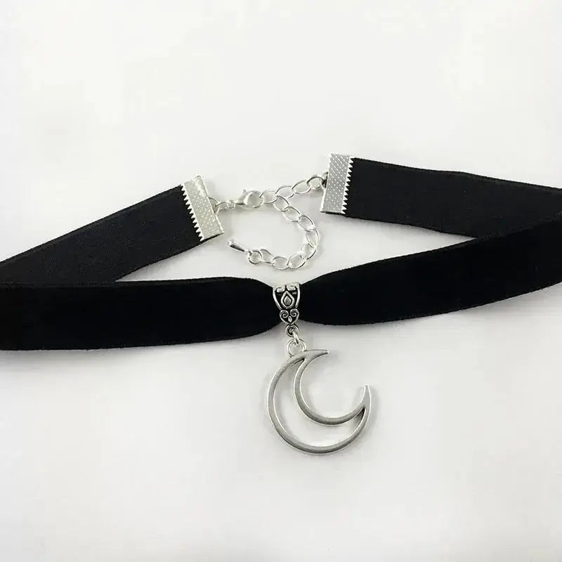 Moon O-Ring Choker Necklace - Gothic Black - gift ready view | Veloria