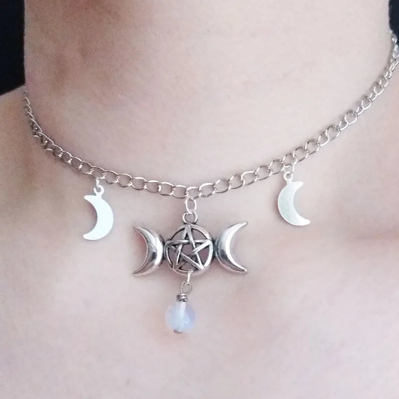 Moon O-Ring Choker Necklace - Gothic Black - product view | Veloria