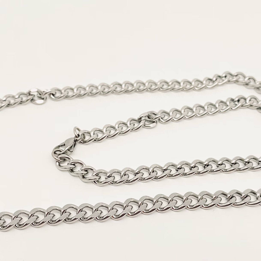 Men's Cuban Chain Necklace - Stainless Steel - chain detail | Veloria