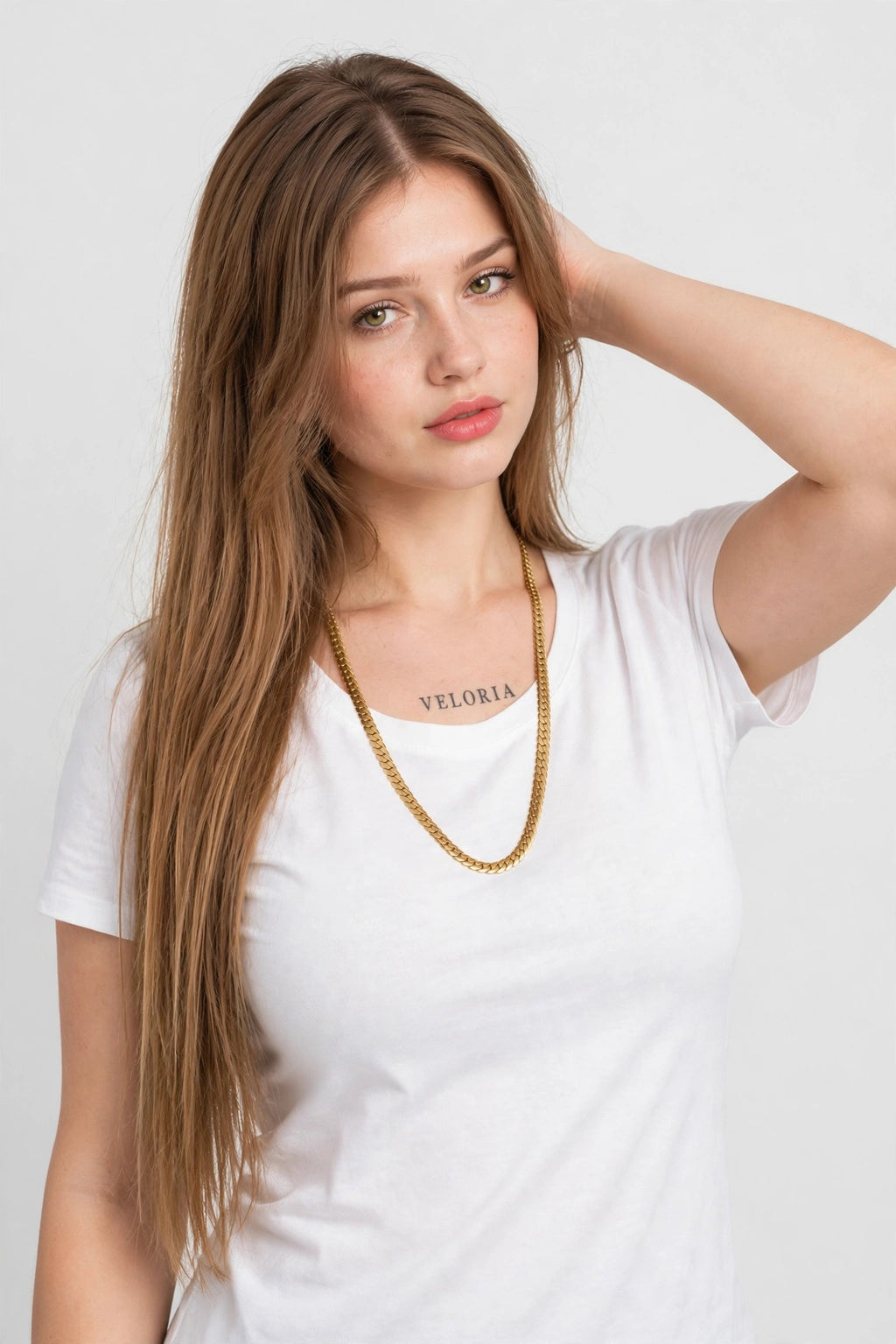 Stainless Steel Chain Necklace - 21.65in Unisex worn by model | Veloria